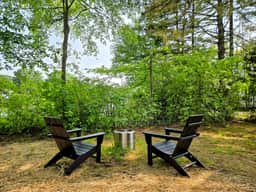 Water's Edge Tiny House Retreat