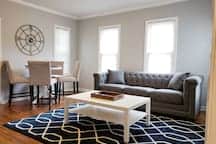 Modern Apt 5 Miles to Beach 5 Min Walk to Westerly