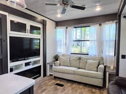 Lakeview RV Retreat