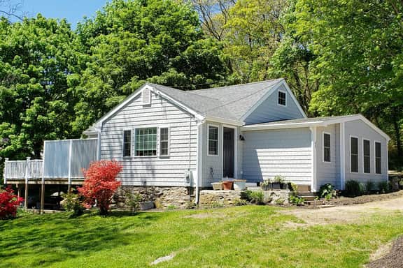 🧭 Newly Remodeled Home Near Westerly and Mystic